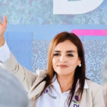 La poderosa voz del pueblo: la viuda de Carlos Manzo, líder local más querida del país, después de su doloroso legado.