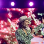 Acusaciones explosivas: nuevas denuncias de violencia y explotación rodean a la estrella de Hollywood Russell Brand