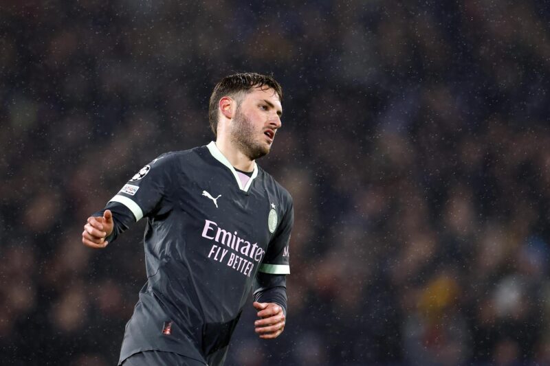 La despedida italiana: Giménez falla en la Supercopa y pierde oportunidad histórica para su equipo