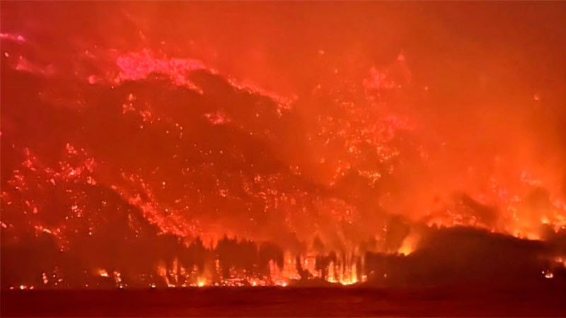 Inferno en la Patagonia: Más de 3 mil Turistas Enfrentan una Huida Imprevista ante Fuego Salvaje que Azota Argentina