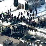 La justicia sin rostro: Agente de inmigración estadounidense responsabilizado de la muerte de una ciudadana americana en Minnesota, pero se niega a ser juzgado.