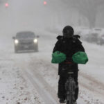 Tormenta de nieve y oscuridad total: nevadas récord azotan a EE.UU., dejando a millones sin iluminación ni esperanzas.