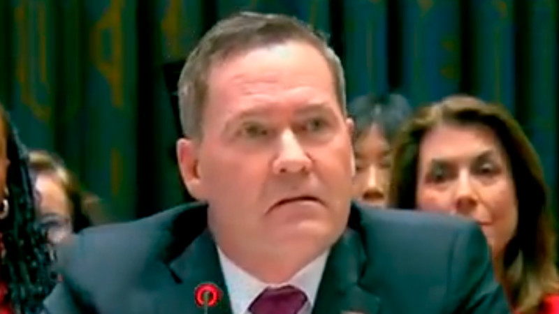 EE.UU. Descarta la Guerra y Rechaza las Alegaciones sobre Ocupación de Venezuela: Una Diplomacia Frustrada