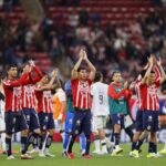 El Triunfo Continúa: Chivas Asegura su Liderato en la Clausura con Tercera Victoria Consecutiva en El Fútbol Mexicano