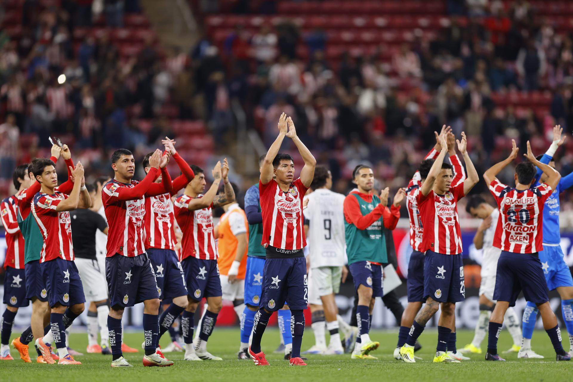 El Triunfo Continúa: Chivas Asegura su Liderato en la Clausura con Tercera Victoria Consecutiva en El Fútbol Mexicano