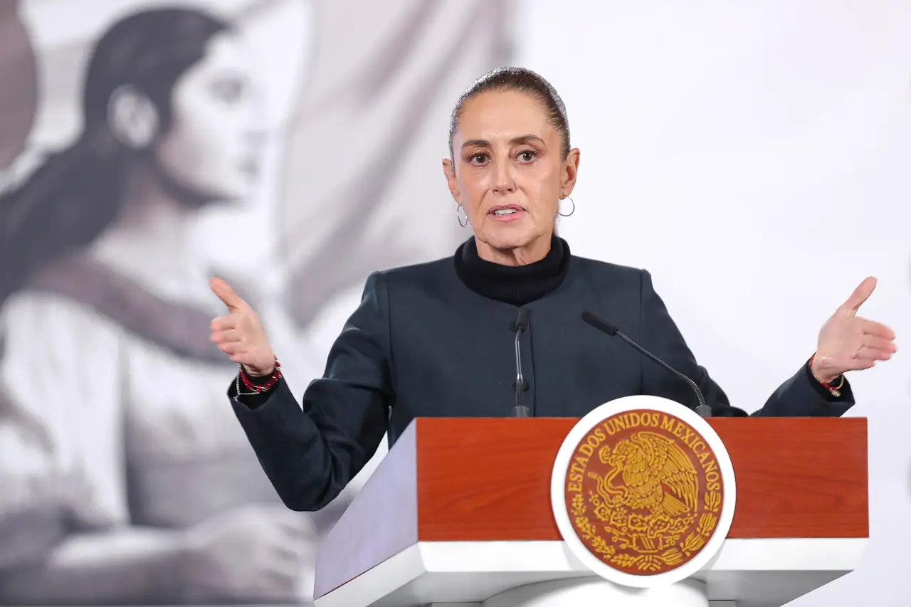 La difícil mediana: Sheinbaum pone fin a tensión entre EE.UU. y la UE, y defiende acuerdos comerciales que consolidan la diplomacia latinoamericana.