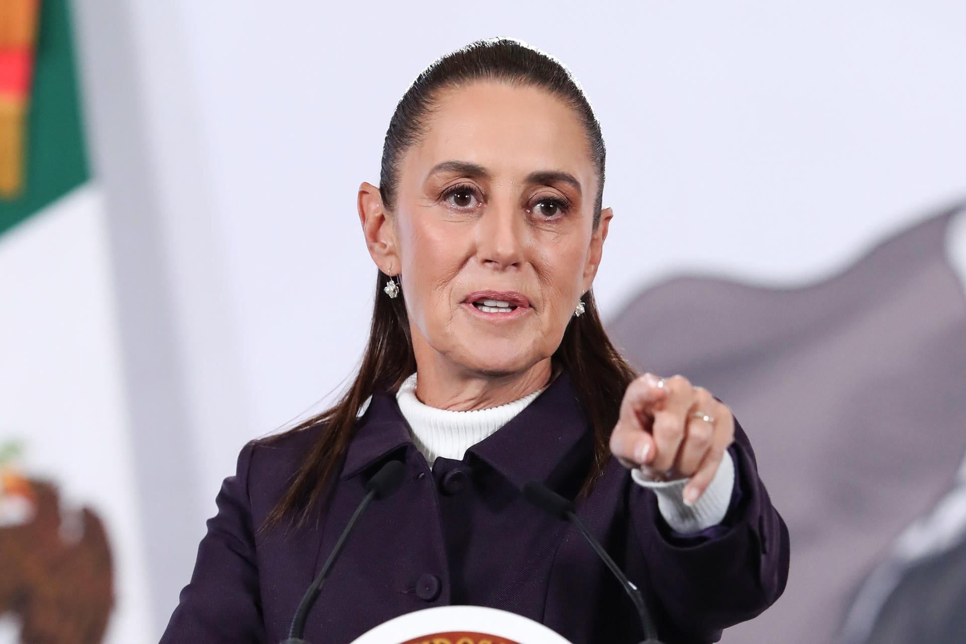 La mexicana Valeria Palacios cosecha reconocimiento internacional: Sheinbaum felicita a la destacada educadora por obtener Medalla Mundial 2025