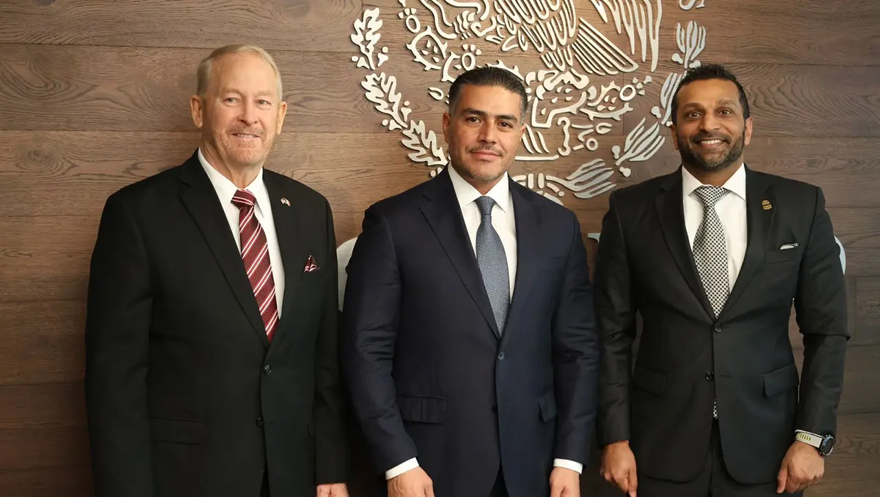 García Harfuch establece un encuentro histórico con el jefe de la agencia federal estadounidense para reforzar la lucha contra la delincuencia y fortalecer la cooperación internacional.