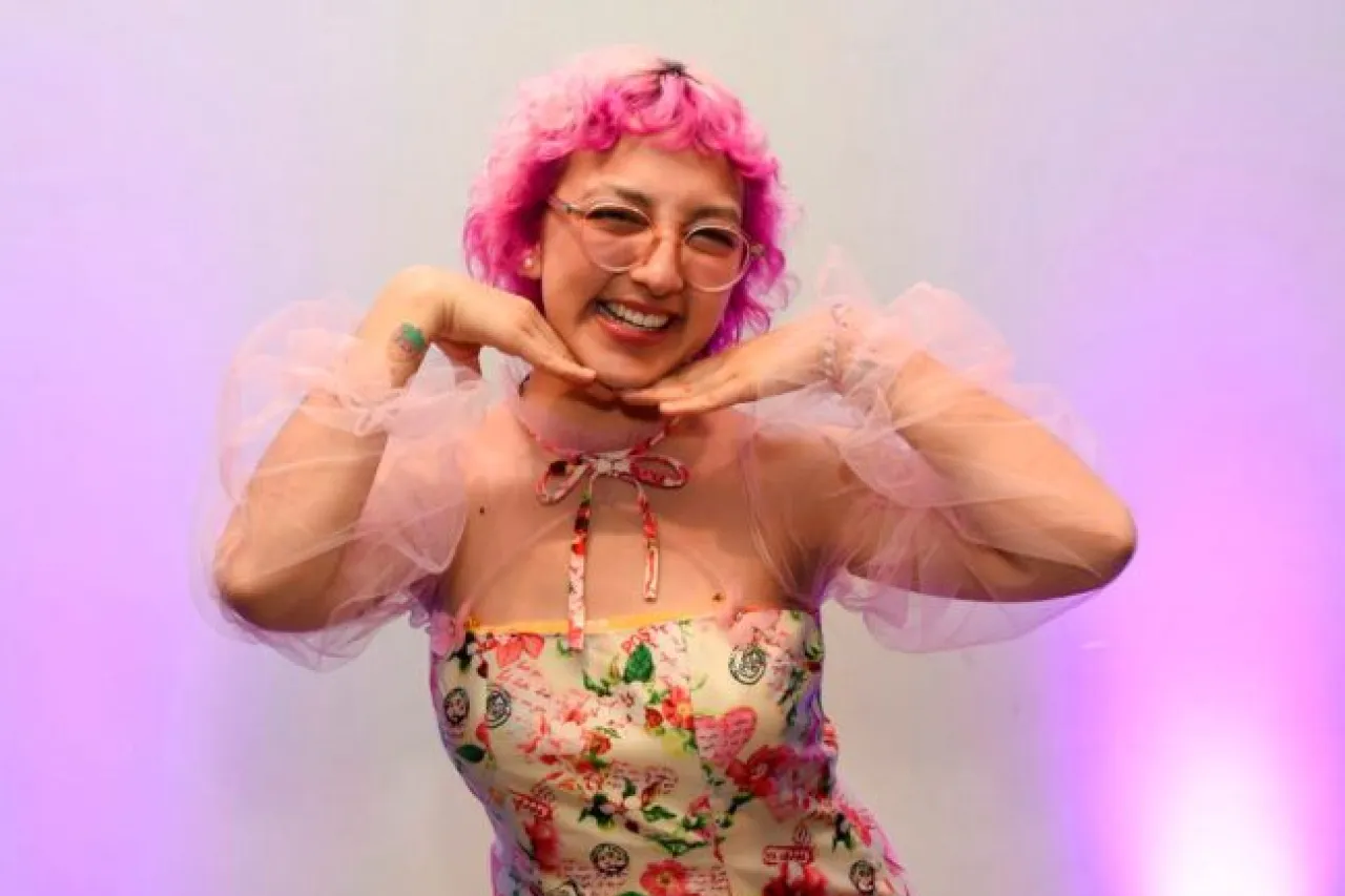 "Frida Araujo, estrella juvenil mexicana, anuncia su participación en la nueva temporada del popular programa de entretenimiento LOL"