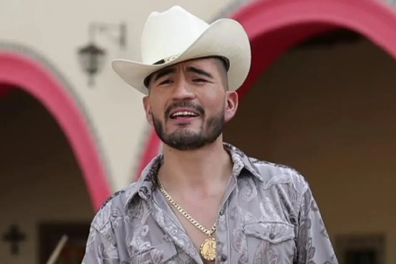 "Tragedia en la Música Regional: Balas que Cortaron la Voz de un Icono del Folclore Mexicano"