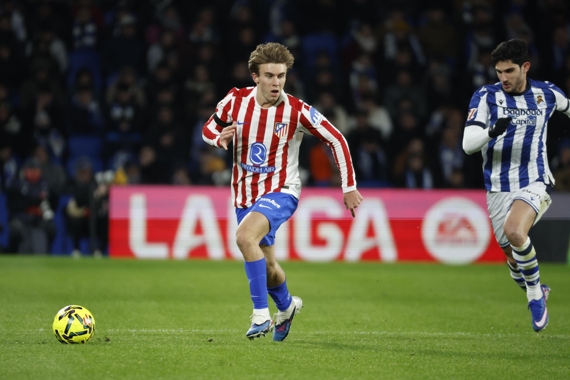 La Rojiblanca pega un golpe a la lucha por el título al dejar escapar una oportunidad en Donostia.