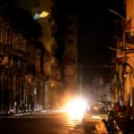 Cuba enfrenta crisis energética y eléctrica, poniendo a la nación en un estado de parálisis.